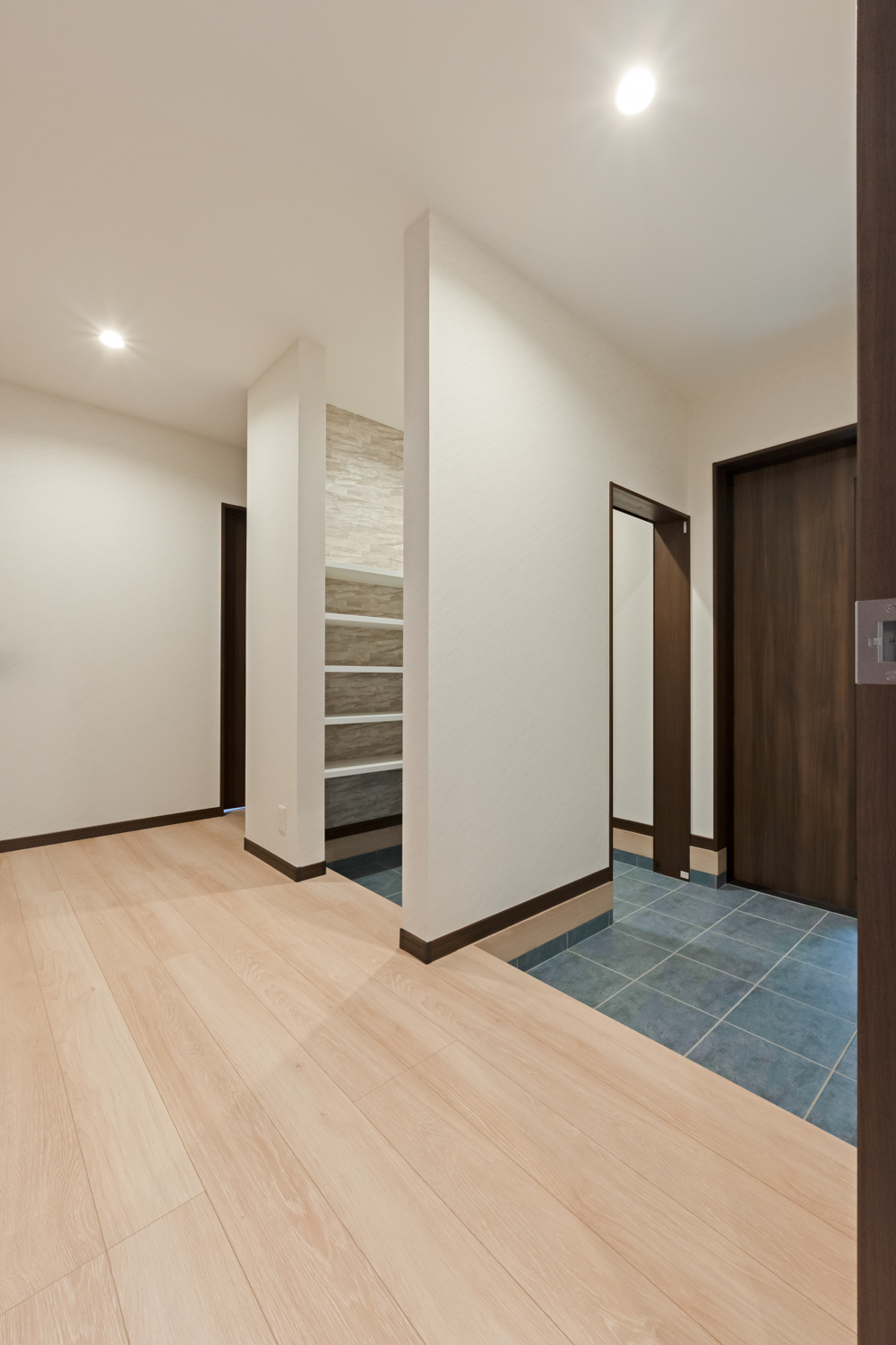 スタイリッシュな平屋