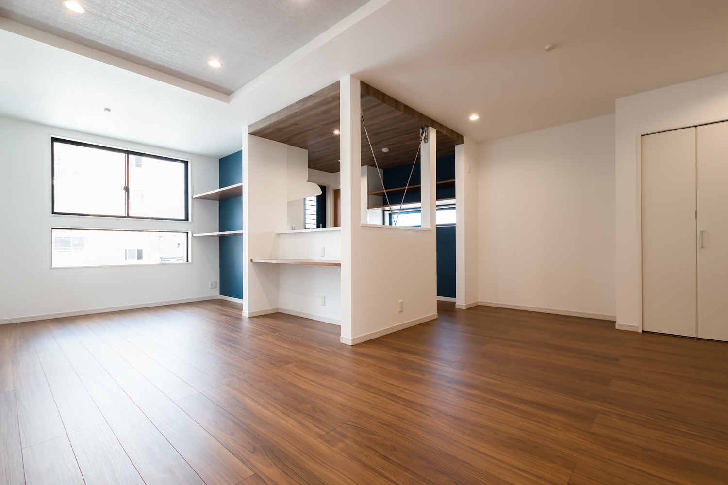 3階建て2世帯住宅